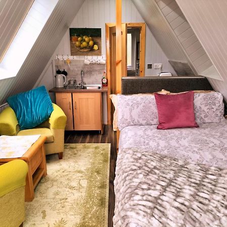 Glenfinnan Retreats, Ash Cabin Εξωτερικό φωτογραφία