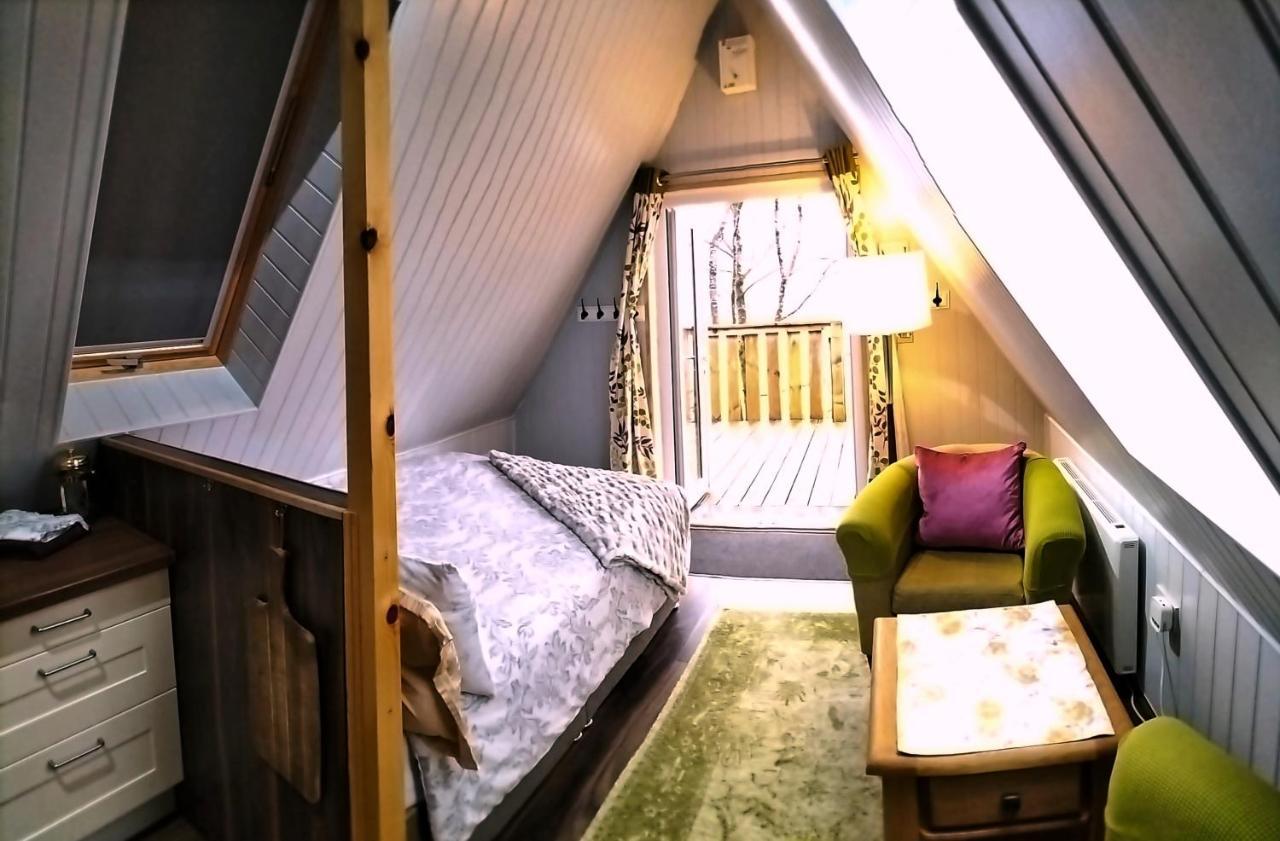 Glenfinnan Retreats, Ash Cabin Εξωτερικό φωτογραφία