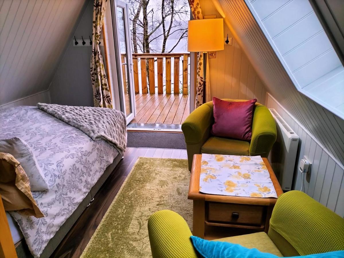 Glenfinnan Retreats, Ash Cabin Εξωτερικό φωτογραφία