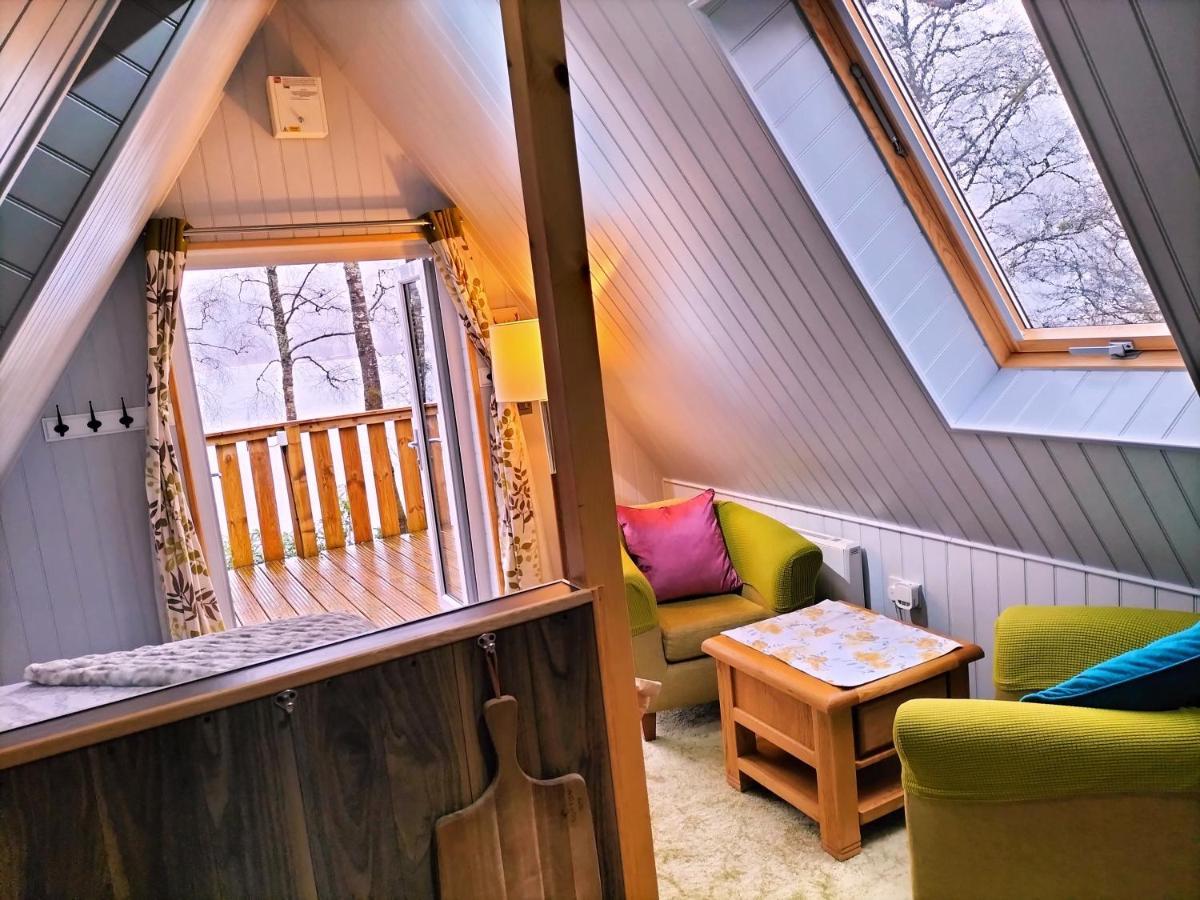 Glenfinnan Retreats, Ash Cabin Εξωτερικό φωτογραφία